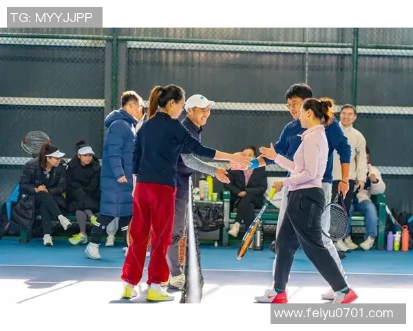 南京网球队的团队协作之道:网球巨献背后的默契与拼搏精神 南京网球队的团队协作之道:网球巨献背后的默契与拼搏精神