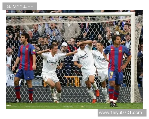 巴萨足球明星合照展现团队精神与辉煌历史的瞬间 巴萨足球明星合照展现团队精神与辉煌历史的瞬间